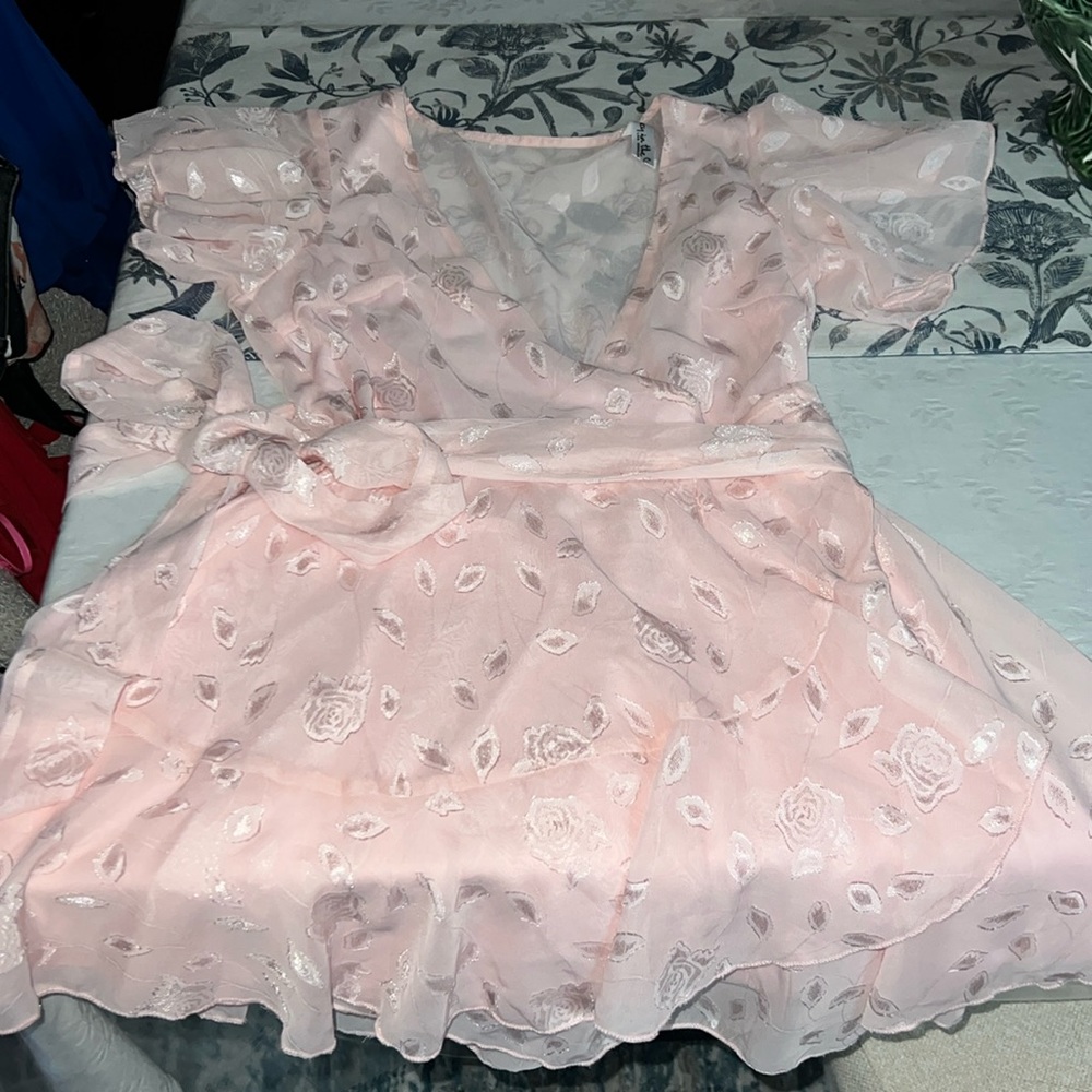 Lucy In the Sky Pink Floral Wrap Dress Size Small